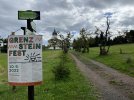 Weg zur Maria Himmelfahrtskirche in Cinovec und zum Grenzsteinfest (Foto: J. Pollakis)