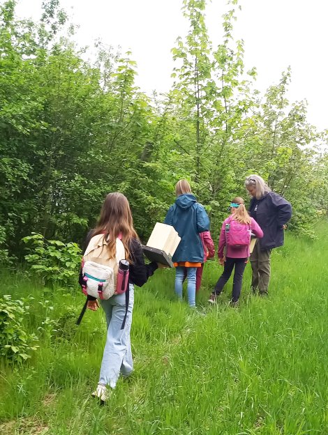 Kinder beim Haselmaus-Praxistag JuNa (Foto: T. Ritzka)